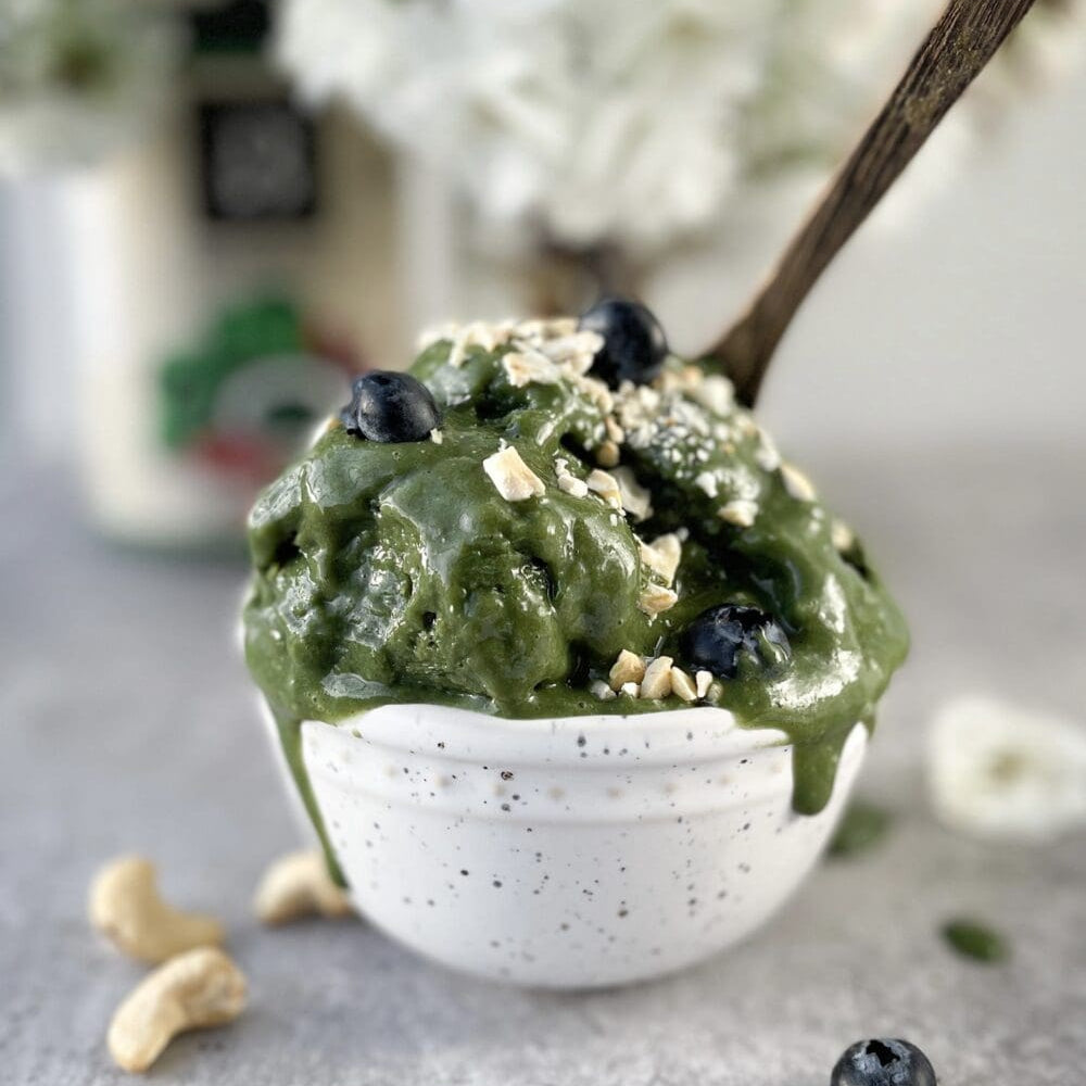 Nehelith Perfect Greens- Berry – Nature's Essence